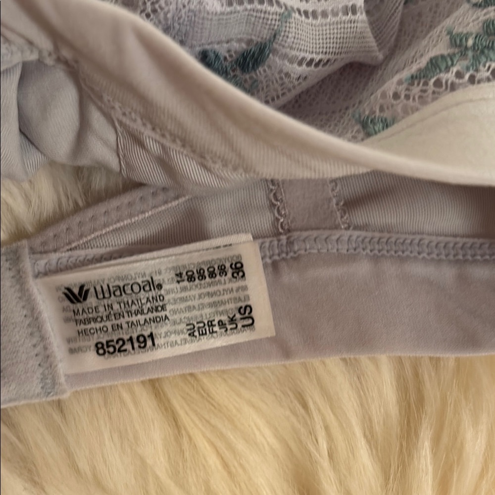 Wacoal Embrace Lace Bralette Set - Navy, White, Nude, Blue Bust Size 36/ Medium - Picture 9 of 10